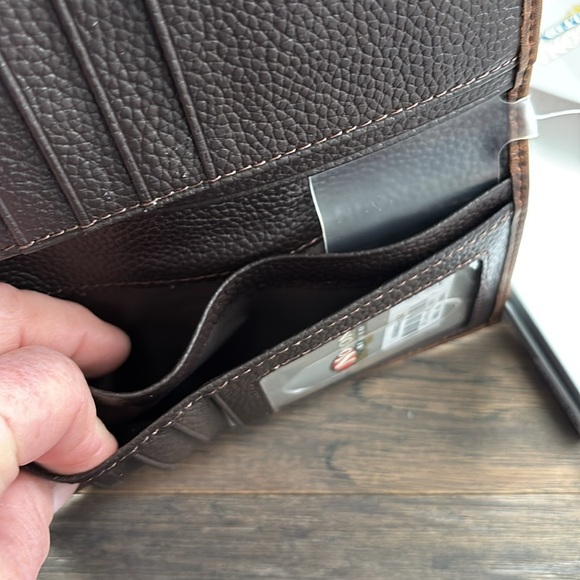 Nocona Belt Co. Rodeo wallet/checkbook cover, genuine leather,embroidered slim - Picture 4 of 9